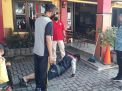Polsek Asemrowo Gelar Operasi Penertiban Masker di Depan Mako
