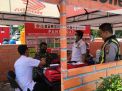 Urkes Polres Tanjung Perak Periksa Kesehatan Personil Penyekatan di Posko Mudik Suramadu