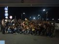 Babinkamtibmas Kedung Cowek Pam Kegiatan Mahasiswa di Jembatan Suroboyo