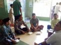 Babinkamtibmas Dupak Sampaikan Pesan Kerukunan Dalam Jumat Darling