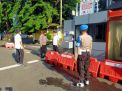 Urkes Bag Sumda Polres Tanjung Perak Lakukan Pengecekan Suhu Badan, Cegah Penyebaran Covid-19
