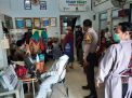 Personil Polsek Krembangan Kawal Vaksinasi Covid-19 Yang Diikuti Guru & Pedagang