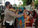 Polsek Kenjeran Gelar Operasi Penertiban Masker di Seputaran Pasar Surya Jalan Nambangan