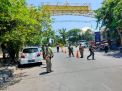 Polsek Semampir Lakukan Operasi Penertiban Masker di Depan Hotel Quds Royal