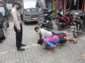 Kanit Lantas Polsek Aemrowo Gelar Operasi Penertiban Masker Untuk Tekan Penyebaran Covid-19