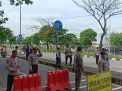 Polsek Kenjeran Gelar Operasi Penertiban Masker di Akses Suramadu
