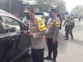 Kapolsek Asemrowo Pimpin Operasi Masker Personil Gabungan di Jalan Dupak Rukun