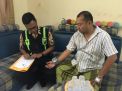 Urkes Polres Tanjung Perak Kunjungi Personil Yang Sakit, Lakukan Pemeriksaan Kesehatan