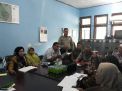 Babinkamtibmas Perak Barat Sampaikan Ajakan Dukung Pemilu Damai