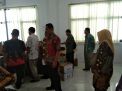 Babinkamtibmas Takal Kedinding Kawal Pengiriman Hasil Unas
