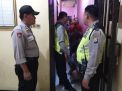 Polsek Semampir Pantau Kesehatan Tahanan Melalui Pengecekan Rutin