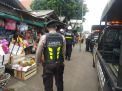 Satsabhara Polres Tanjung Perak Gelar Patroli Bersama Pelindo di Pasar Ujung