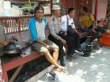 Babinkamtibmas Polsek Kenjeran Sambang Warga Tambak Deres, Sampaikan Jaga Kerukunan