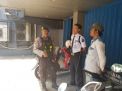 Pantau Keamanan di Kantor Bank, Satsabhara Polres Tanjung Perak Lakukan Patroli Rutin