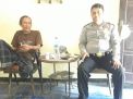 Babinkamtibmas Ujung Sambang Tomas, Sampaikan Pesan Hidupkan Siskamling
