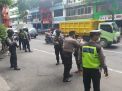 Satsabhara Polres Tanjung Perak Gelar Patroli Skala Besar Antisipasi Penjarahan di Pertokoan