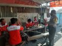 Babinkamtibmas Krembangan Utara Sampaikan Himbauan Protokol Kesehatan