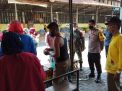 Kapolsek Asemrowo Pimpin Pengamanan Vaksinasi Covid-19 di Pasar Buah Tanjungsari