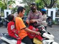 Wakapolsek Kenjeran Pimpin Operasi Penertiban Masker di Pasar-Pasar