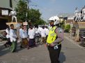 Polsek Krembangan Kawal Pelaksanaan Pawai Hari Santri Nasional