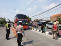 Polres Tanjung Perak Lakukan Penyekatan Menuju Madura, Cegah Penyebaran Virus Corona
