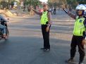Satlantas Polres Tanjung Perak Ikut Lakukan Pengamanan Jalur Bonek