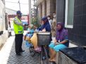 Babinkamtibmas Pegirian Sambang Warga Tenggumung Baru Selatan, Sampaikan Pesan Jaga Kerukunan