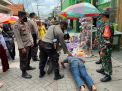Bareng Koramil, Personil Polsek Krembangan Terus Lakukan Penertiban Masker Setiap Hari