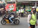 Putus Penyebaran Covid-19 Polsek Asemrowo Terus Lakukan Operasi Masker Setiap Hari