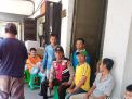 Babinkamtibmas Bongkaran Sosialisasikan SPKT Door To Door Ke Warga Kembang Jepun