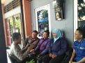 Panit Binmas Polsek Asemrowo Sambang Warga, Sampaikan Himbauan Jaga Kerukunan Umat Beragama