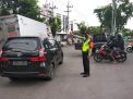 Berikan Pelayanan, Polsek Pabean Cantikan Lakukan Pengaturan Lalu Lintas Sore
