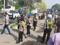 Kapolres Tanjung Perak Pimpin Pengamanan Jalur Unjuk Rasa Aliansi Pekerja Seni Surabaya