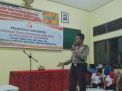 Panit Binmas Polsek Asemrowo Beri Penyuluhan Netralitas Kepada Pengawas TPS