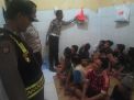 Antisipasi Tahanan Sakit, Polsek Asemrowo Lakukan Cek Rutin Setiap Hari