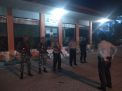 Polsek Kenjeran Bersama TNI Lakukan Penjagaan Rutin di PPK Bulak