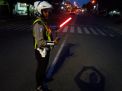 Satlantas Polres Tanjung Perak Lakukan Pengaturan Malam, Cegah Kemacetan & Antisipasi Kecelakaan