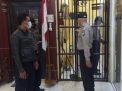 Antisipasi Tahanan Sakit, Polsek Asemrowo Lakukan Pengecekan Setiap Hari