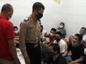 Pantau Kesehatan Tahanan, Polsek Asemrowo Lakukan Pengecekan Pagi & Malam