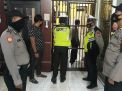 Polsek Asemrowo Lakukan Pengecekan Ruang Tahanan, Antisipasi Penyelundupan Barang Terlarang