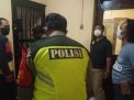 Antisipasi Tahanan Sakit, Polsek Semampir Laksanakan Pengecekan Rutin Pagi & Malam