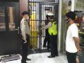 Cegah Tahanan Melarikan Diri, Polsek Asemrowo Lakukan Pengecekan Rutin Setiap Hari