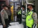 Polsek Asemrowo Lakukan Pengecekan Ruang Tahanan, Antisipasi Barang Terlarang