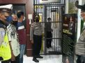 Pantau Kesehatan Tahanan & Cegah Penyelundupan Barang Terlarang, Polsek Asemrowo Laksanakan Pengecekan Rutin Setiap Hari