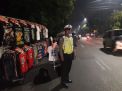 Polsek Krembangan PAM Kegiatan Pasar Malam di Klenteng Mbah Ratu