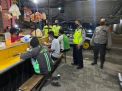 Tekan Penyebaran Covid-19, Polsek Krembangan Gelar Operasi Jam Malam & Penertiban Masker di Warung-Warung