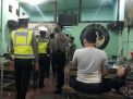Polsek Asemrowo Laksanakan Operasi Jam Malam Sasar Warung-Warung