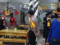 Polsek Asemrowo & Instansi Samping Lakukan Operasi Penertiban Jam Malam di Warkop & Pertokoan