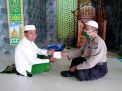 Panit Binmas Polsek Semampir Sambang Takmir Masjid, Sampaikan Jaga Kebersihan Untuk Cegah Corona