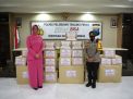 Kapolres Tanjung Perak Bersama Bhayangkari Berikan Bantuan Sembako Untuk Warga Terdampak Erupsi Semeru